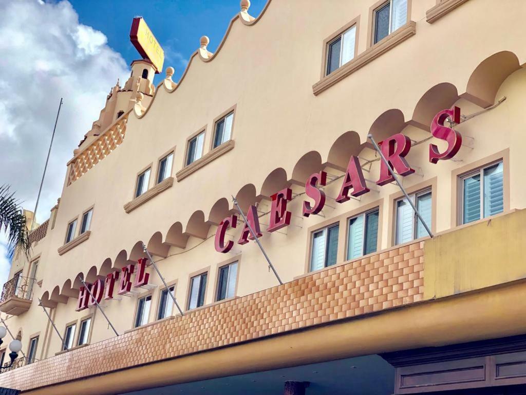 Hotel Caesars Tijuana Exteriör bild